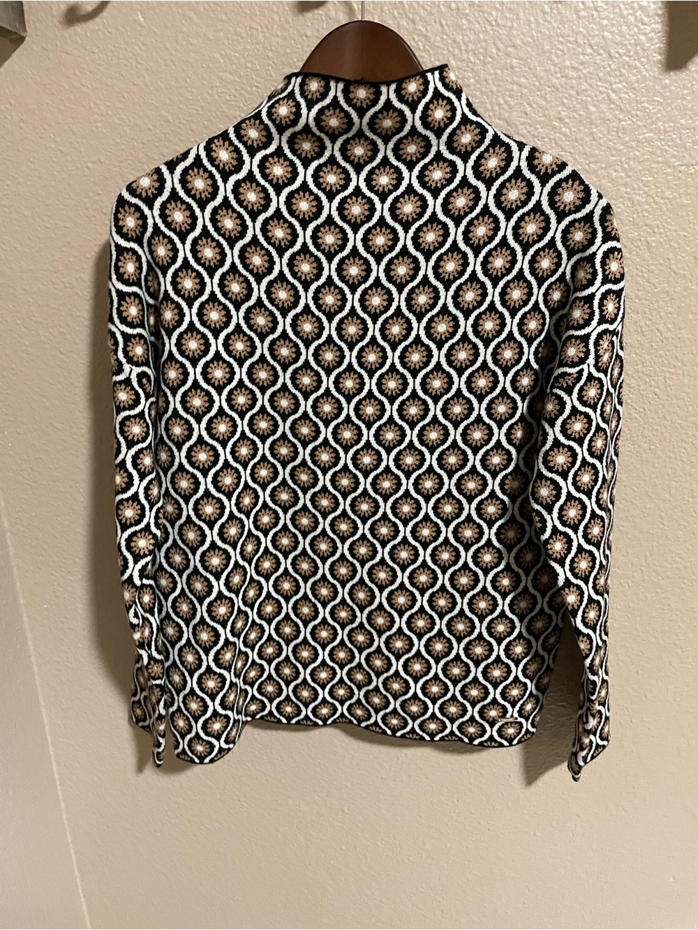 Tahari Black, Cream & Brown Patterned Turtleneck Sweater